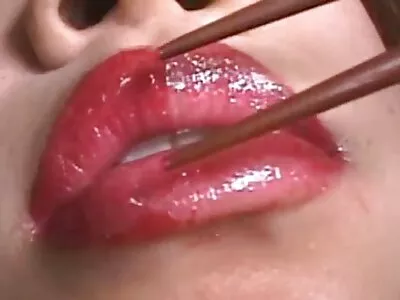 Une ado maison a vendre porno baise son amant devant la caméra.