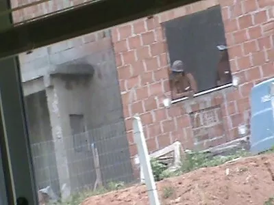 Un mec normal embrasse doucement video voyeur maison une fille dans le vagin