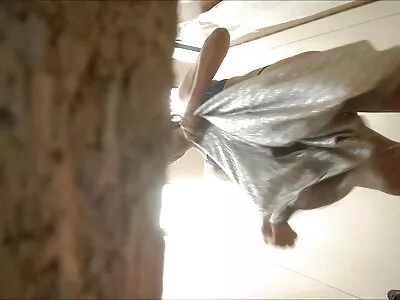 Une jolie femme chevauche son homme et profite au maximum video sexe maison close de son corps