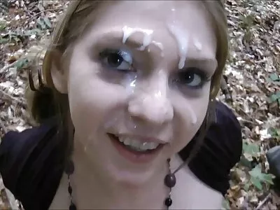 Coquine mignonne embrassant ta copine dans video sexe a la maison la voiture