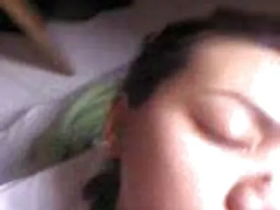 Les poussins se font plaisir video maison sex cunnilingus doux