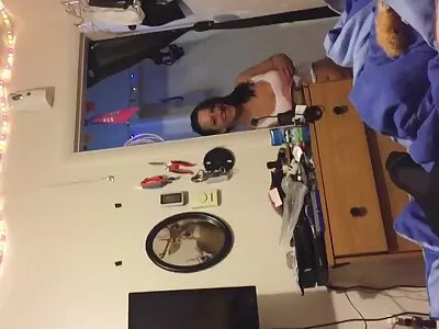 Les filles colorées cunnilingus sexe amateurs maison sont au top