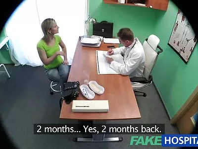 Je suis venu pour un examen médical fait maison porno et je suis sorti chez le médecin.